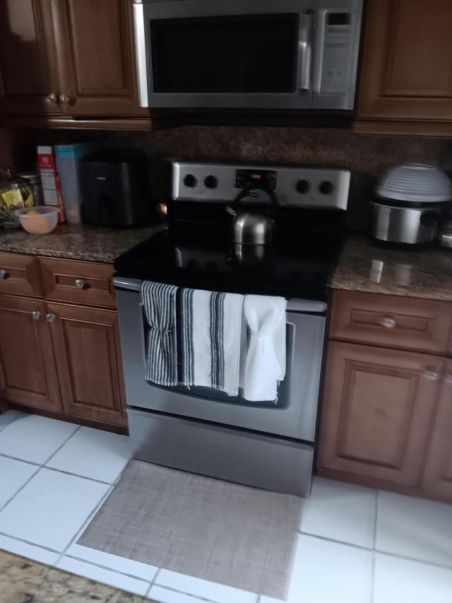 4 of 4 - 5040 50 Wy, West Palm Beach, FL