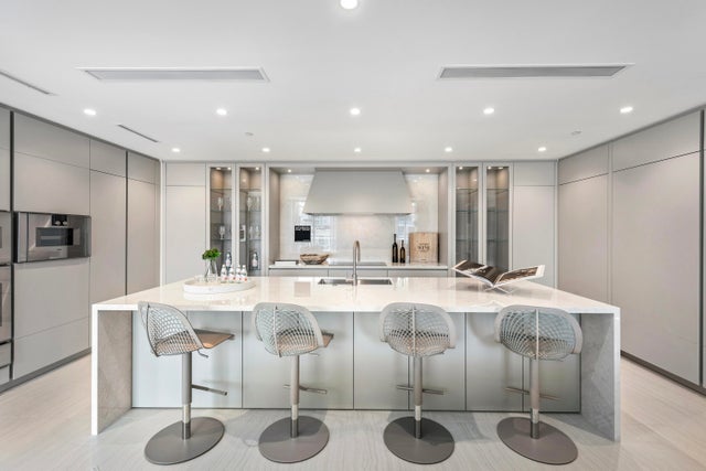 5 of 19 - 210 Se Mizner Blvd #704, Boca Raton, FL