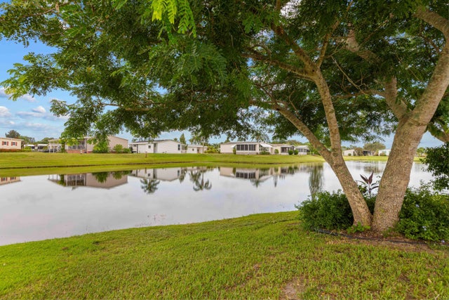 3 of 35 - 2948 Fiddlewood Circle, Port Saint Lucie, FL