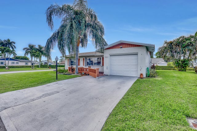 4 of 45 - 5126 Michael Drive Drive, West Palm Beach, FL