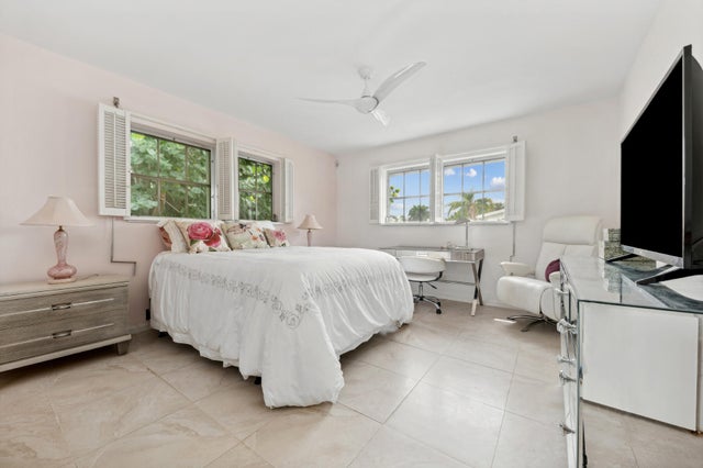 5 of 11 - 301 Venetian Dr #15, Delray Beach, FL