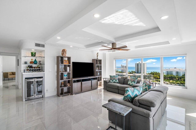2 of 39 - 875 E Camino Real #15d, Boca Raton, FL