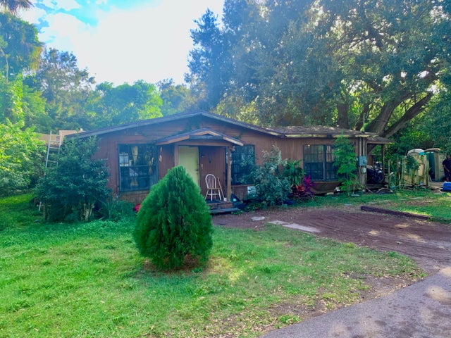 1 of 5 - 1805 38th Street, Vero Beach, FL
