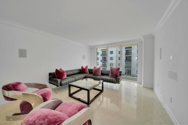 4 of 37 - 99 Se Mizner Blvd #731, Boca Raton, FL