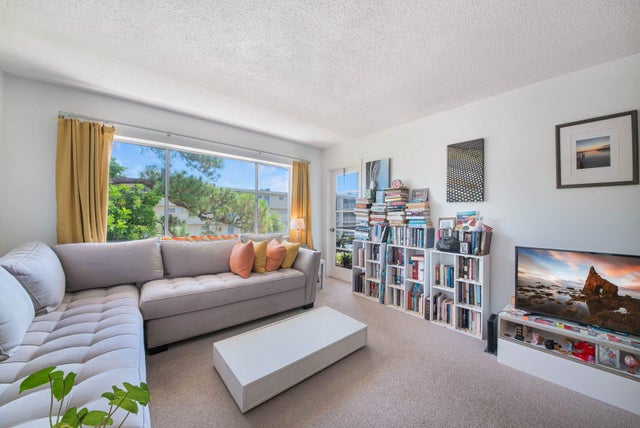 4 of 38 - 2581 N Garden Drive #306, Lake Worth, FL