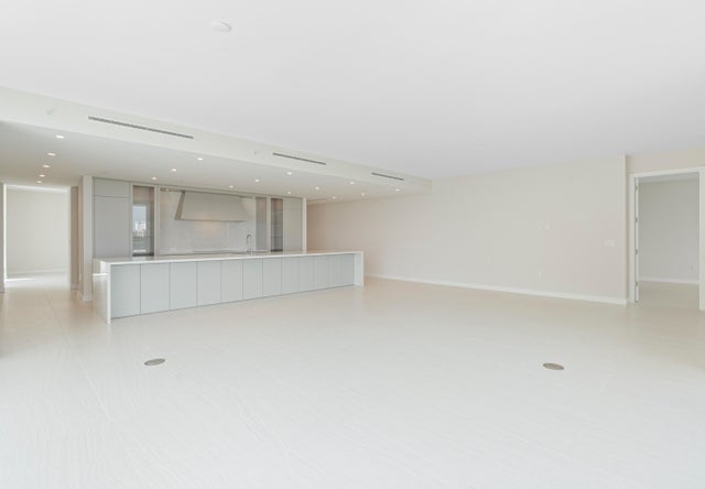 4 of 30 - 210 Se Mizner Blvd #502, Boca Raton, FL