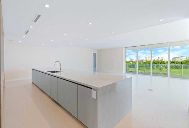 5 of 30 - 210 Se Mizner Blvd #502, Boca Raton, FL