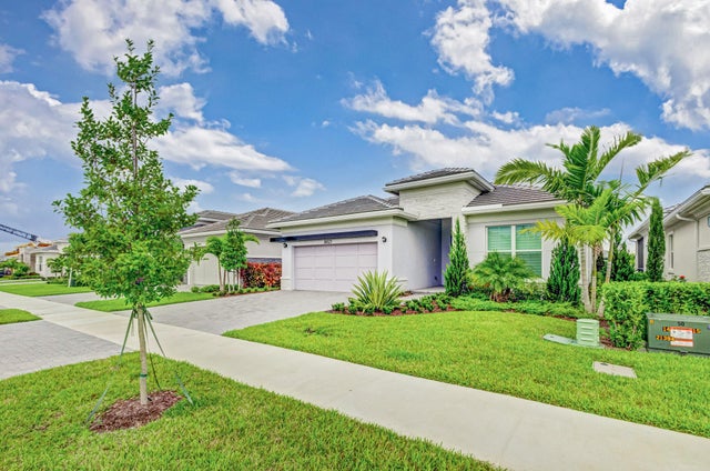 3 of 61 - 10025 Driftwood Way, Palm Beach Gardens, FL