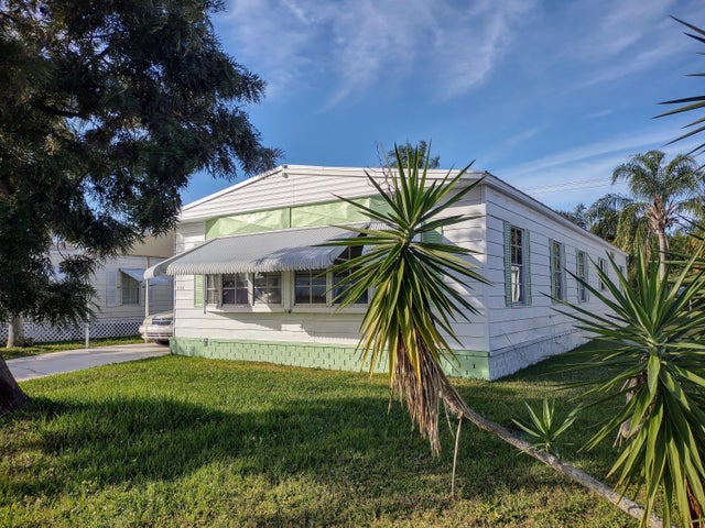 1 of 53 - 146 W Caribbean, Port Saint Lucie, FL