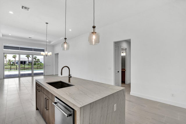 4 of 70 - 10125 Driftwood Way, Palm Beach Gardens, FL