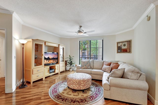 3 of 46 - 630 S Sapodilla Avenue #216, West Palm Beach, FL