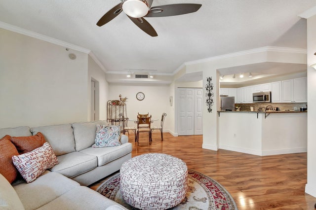 4 of 46 - 630 S Sapodilla Avenue #216, West Palm Beach, FL