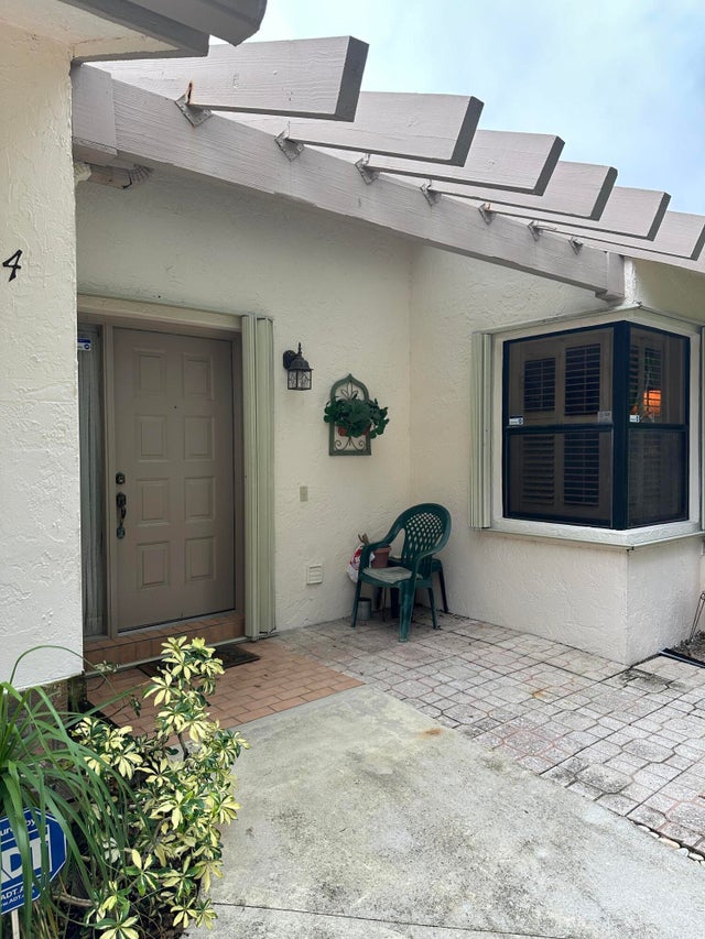 2 of 16 - 4724 Boxwood Circle, Boynton Beach, FL