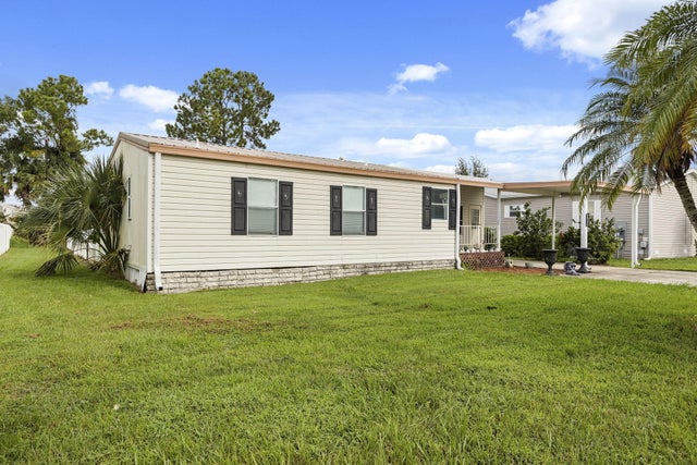 2 of 27 - 1657 Elkhart Cir, Tavares, FL