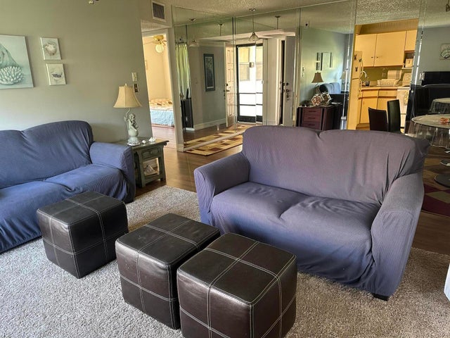 5 of 12 - 8565 W Boca Glades Blvd #g, Boca Raton, FL