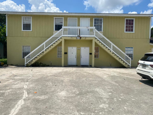 1 of 1 - 1609 W 28th St #b, Riviera Beach, FL