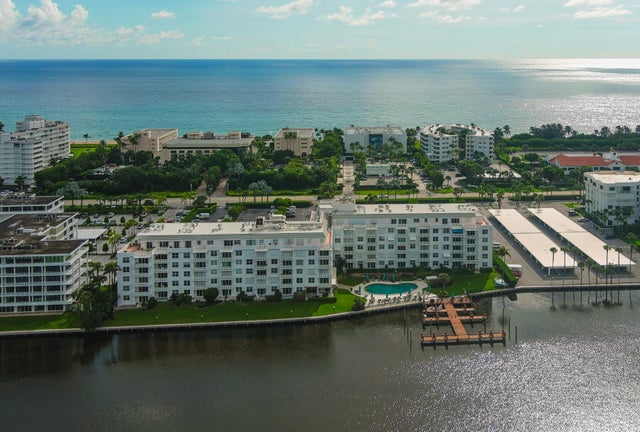 2 of 38 - 2840 S Ocean Blvd #2060, Palm Beach, FL