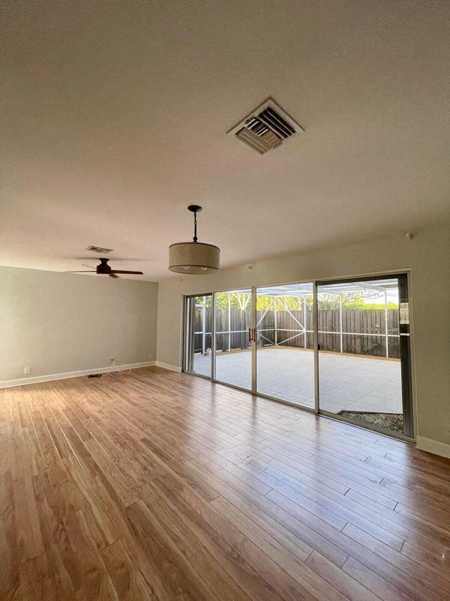 5 of 22 - 11551 Winchester Drive, Palm Beach Gardens, FL