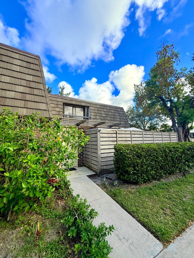 5 of 15 - 903 9th Terrace, Palm Beach Gardens, FL