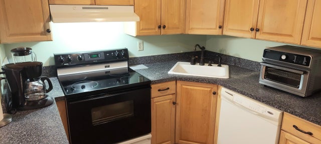 2 of 19 - 105 Lake Pine Circle #b-1, Greenacres, FL