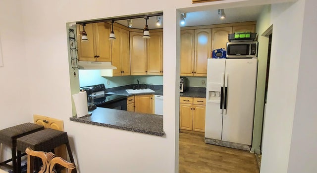 3 of 19 - 105 Lake Pine Circle #b-1, Greenacres, FL