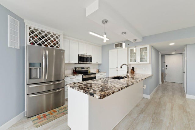 3 of 70 - 2700 N Highway A1a #707, Hutchinson Island, FL