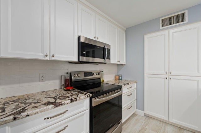 5 of 70 - 2700 N Highway A1a #707, Hutchinson Island, FL