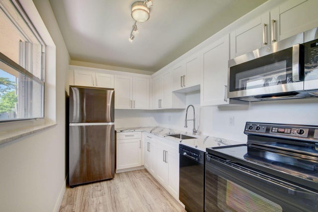 2 of 24 - 500 Bonnie Blvd #181, Palm Springs, FL