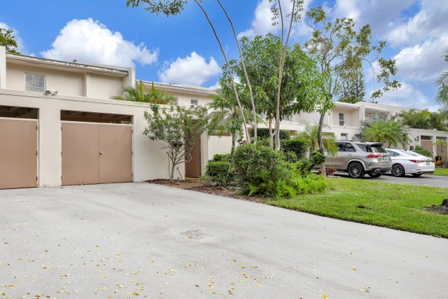 2 of 66 - 3083 N Palm Aire Dr #3083, Pompano Beach, FL