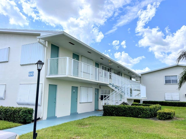 1 of 61 - 680 Horizons W #103, Boynton Beach, FL