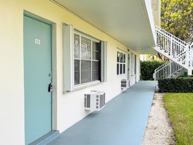 2 of 61 - 680 Horizons W #103, Boynton Beach, FL