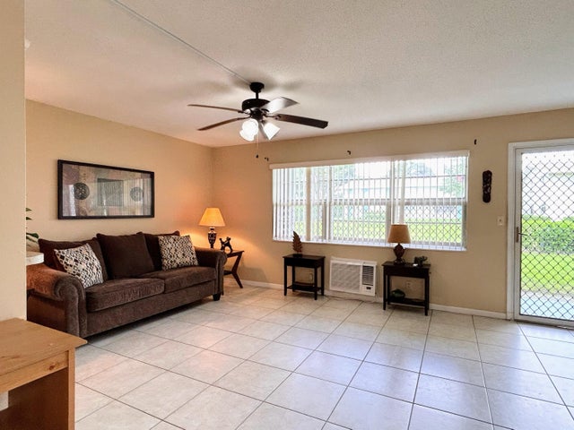 4 of 61 - 680 Horizons W #103, Boynton Beach, FL