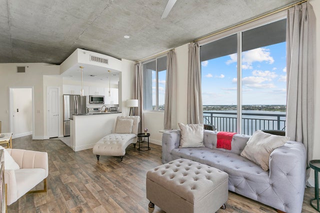 1 of 33 - 300 S Australian Avenue #1007, West Palm Beach, FL