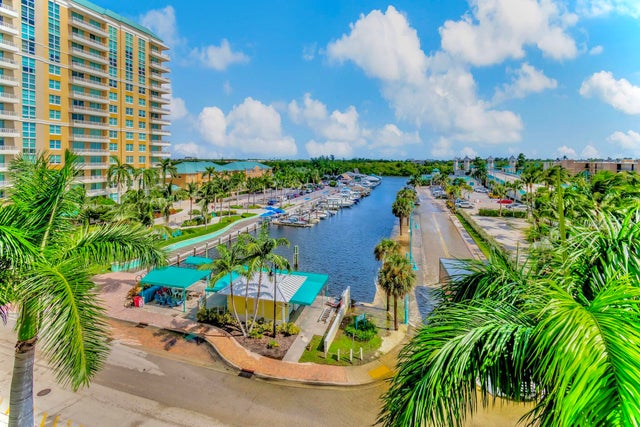1 of 35 - 100 Ne 6th Street #505, Boynton Beach, FL