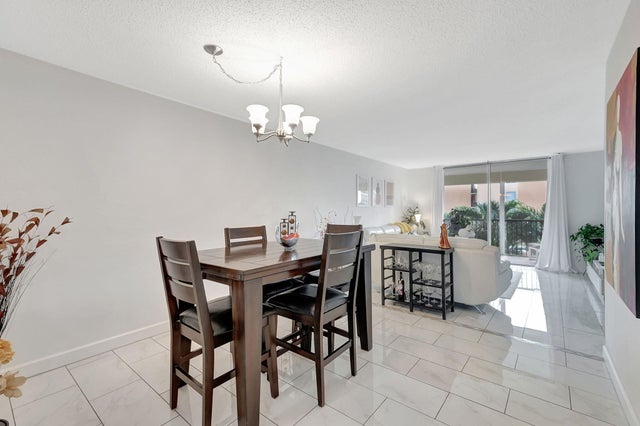 5 of 62 - 720 E Ocean Av #303, Boynton Beach, FL