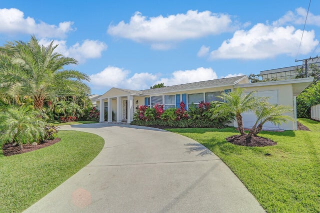 4 of 49 - 704 Eastwind Dr, North Palm Beach, FL