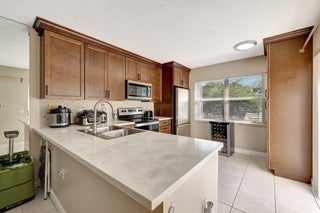 Photo of Listing #RX-11030600