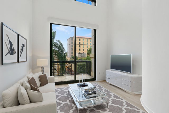 2 of 34 - 801 S Olive Avenue #211, West Palm Beach, FL