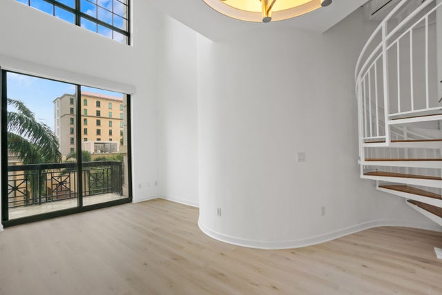 3 of 34 - 801 S Olive Avenue #211, West Palm Beach, FL