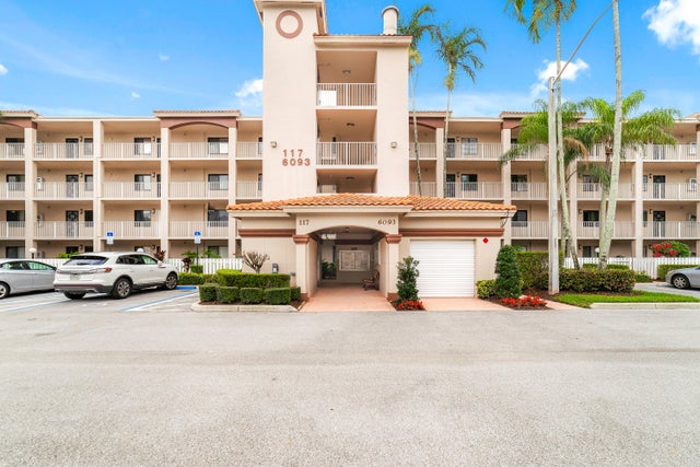 3 of 22 - 6093 Pointe Regal Cir #106, Delray Beach, FL