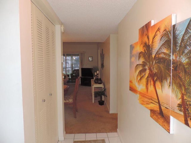 2 of 22 - 18081 Se Country Club Dr #bldg 10 Unit 100, Tequesta, FL