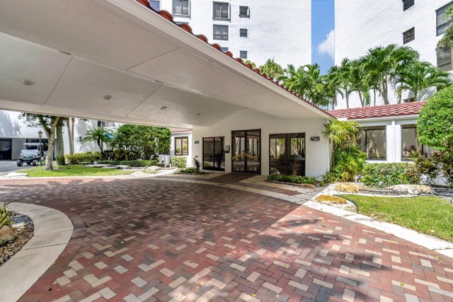 2 of 44 - 7567 Imperial Dr #602, Boca Raton, FL