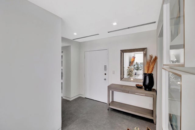 1 of 32 - 5660 Collins Avenue #21c, Miami Beach, FL