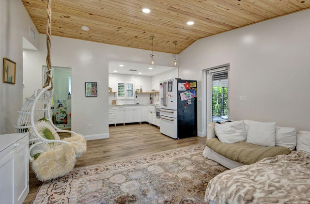 3 of 50 - 1310 Worthington St, West Palm Beach, FL