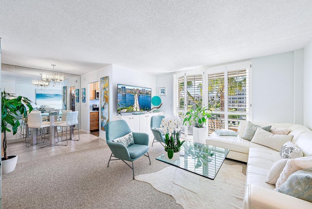 1 of 23 - 139 Sunrise Av #306, Palm Beach, FL