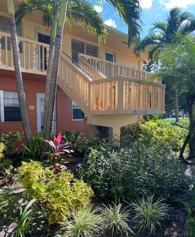 1 of 17 - 205 Salisbury I, West Palm Beach, FL