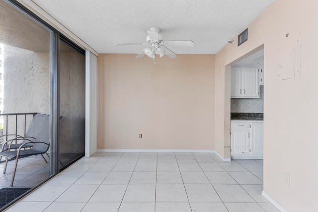 5 of 53 - 859 Jeffery St #312, Boca Raton, FL