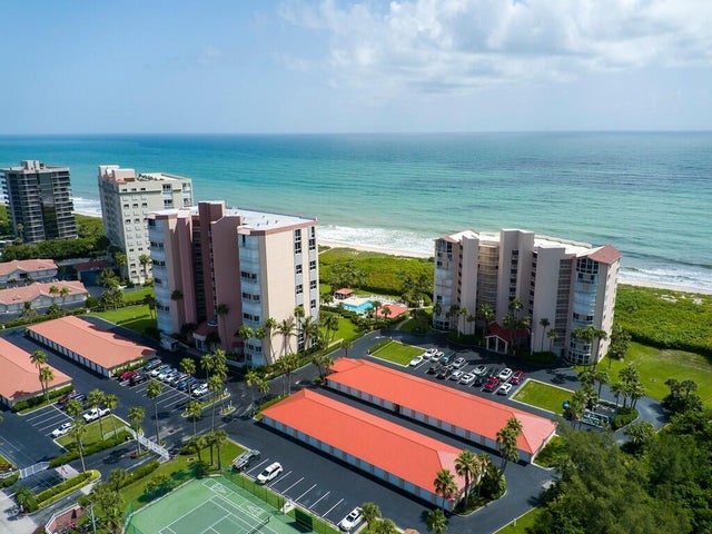 4 of 42 - 3870 N A1a #303, Hutchinson Island, FL