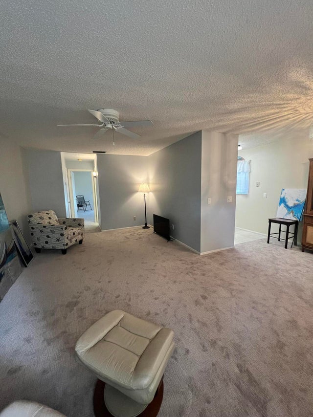 4 of 27 - 13 Lake Vista Trl #205, Port Saint Lucie, FL