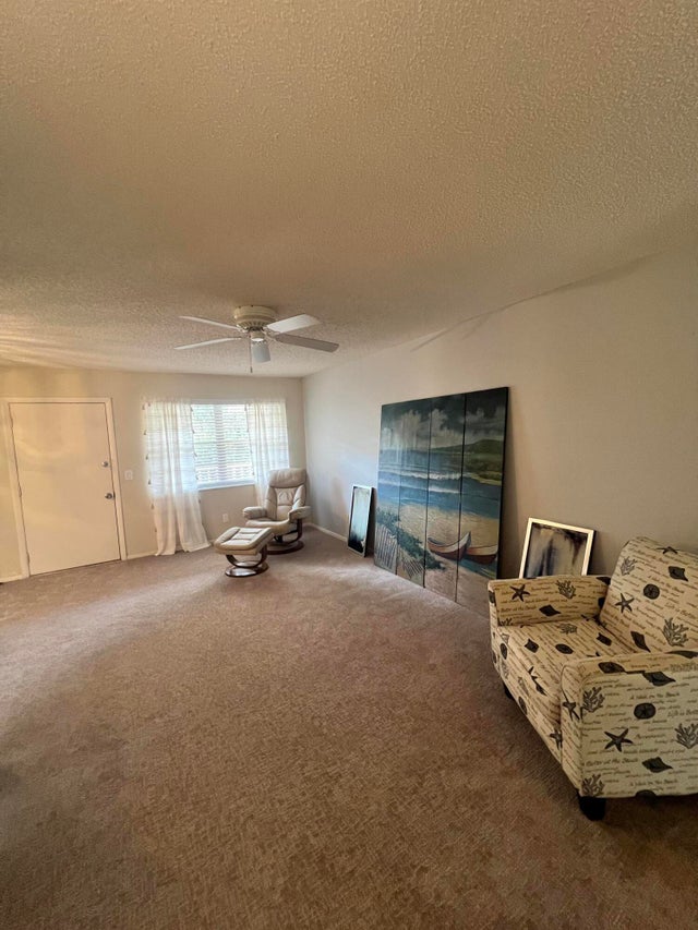 5 of 27 - 13 Lake Vista Trl #205, Port Saint Lucie, FL